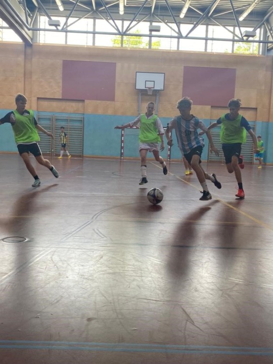 Fußball