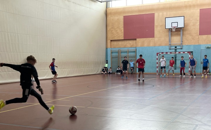 Fußball