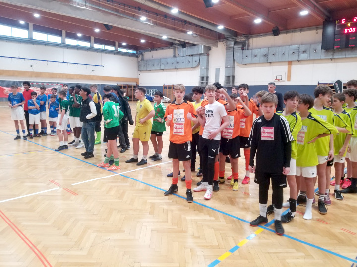 Krone Hallencup
